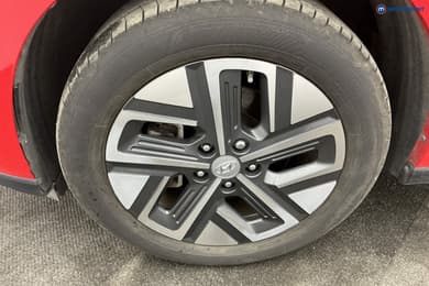 Hyundai Kona Premium Automatic Electric SUV - Stock Number (1679340) - 38th supplementary image