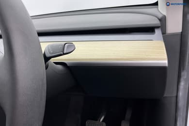 Tesla Model Y Rwd 5Dr Auto Automatic Electric SUV - Stock Number (1681584) - 22nd supplementary image