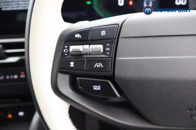 KIA Sportage Gt-Line Automatic Petrol-Electric Hybrid SUV - Stock Number (1678250) - 2nd supplementary image