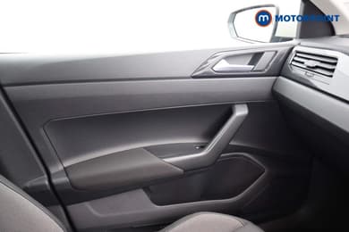 Volkswagen Polo Life Manual Petrol Hatchback - Stock Number (1679835) - 12th supplementary image
