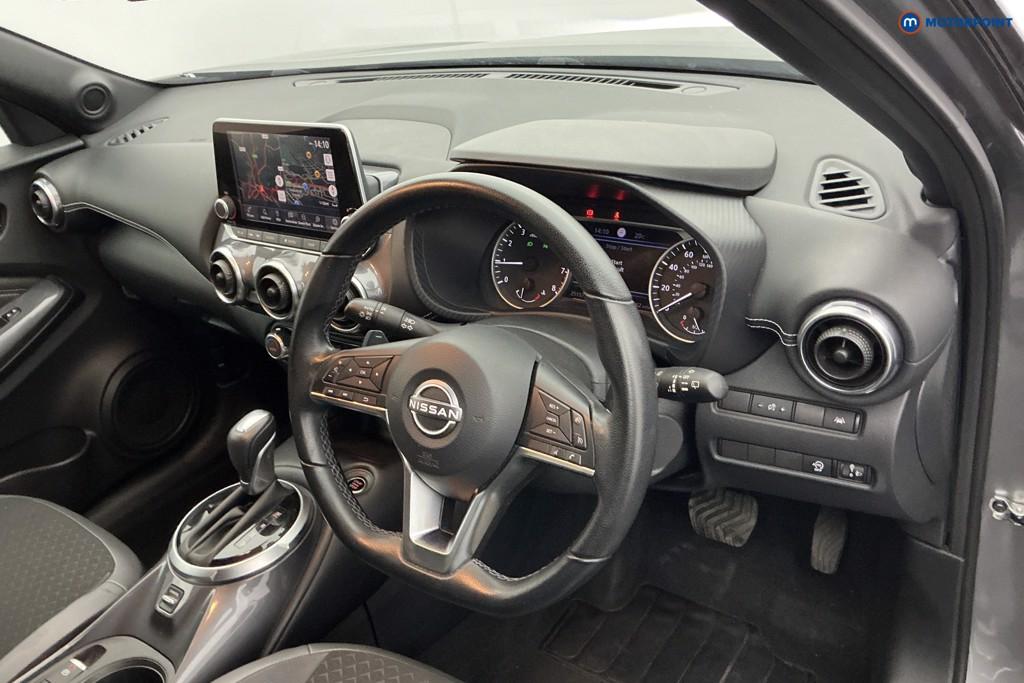 Nissan Juke N-Connecta Automatic Petrol SUV - Stock Number (1681239) - 8th supplementary image