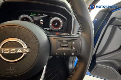 Nissan Qashqai N-Connecta Manual Petrol SUV - Stock Number (1681362) - 4th supplementary image