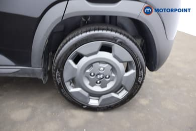 Hyundai Inster Cross Automatic Electric SUV - Stock Number (1682554) - 40th supplementary image