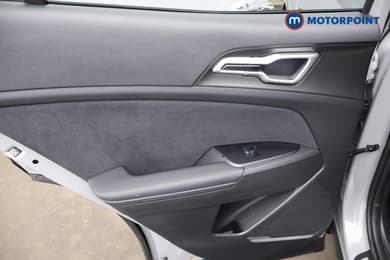 KIA Sportage Gt-Line Automatic Petrol-Electric Hybrid SUV - Stock Number (1677737) - 27th supplementary image