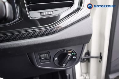 Volkswagen Polo Life Manual Petrol Hatchback - Stock Number (1680168) - 7th supplementary image