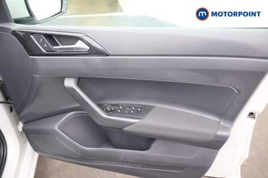 Volkswagen Polo Life Manual Petrol Hatchback - Stock Number (1680168) - 15th supplementary image