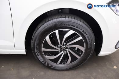 Volkswagen Polo Life Manual Petrol Hatchback - Stock Number (1680168) - 29th supplementary image
