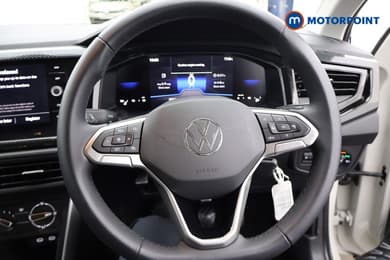 Volkswagen Polo Life Manual Petrol Hatchback - Stock Number (1680168) - 1st supplementary image