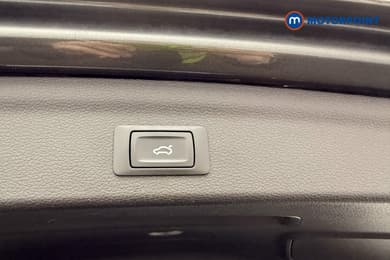 Audi Q3 S Line Automatic Petrol SUV - Stock Number (1675025) - 31st supplementary image