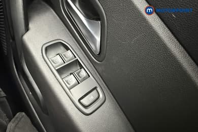 Dacia Duster Comfort Manual Petrol SUV - Stock Number (1675630) - 16th supplementary image