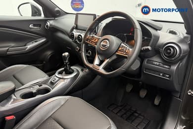Nissan Juke N-Connecta Manual Petrol SUV - Stock Number (1676010) - 7th supplementary image
