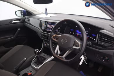 Volkswagen Polo Life Manual Petrol Hatchback - Stock Number (1677808) - 1st supplementary image