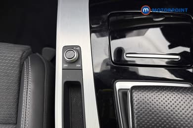 Audi Q5 S Line Automatic Petrol SUV - Stock Number (1678784) - 29th supplementary image