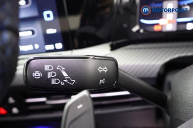 Volkswagen Golf R Automatic Petrol Hatchback - Stock Number (1683109) - 5th supplementary image