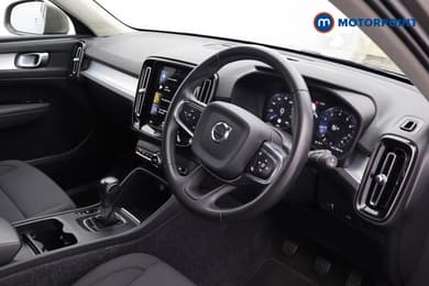 Volvo Xc40 Momentum Manual Petrol SUV - Stock Number (1675978) - 12th supplementary image