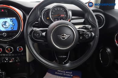 Mini Hatchback Cooper Exclusive Automatic Petrol Hatchback - Stock Number (1673115) - 7th supplementary image