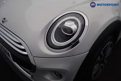 Mini Hatchback Cooper Exclusive Automatic Petrol Hatchback - Stock Number (1673115) - 39th supplementary image