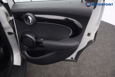 Mini Hatchback Cooper Classic Manual Petrol Hatchback - Stock Number (1677548) - 22nd supplementary image
