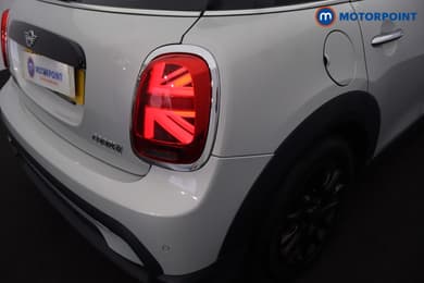 Mini Hatchback Cooper Classic Manual Petrol Hatchback - Stock Number (1677548) - 27th supplementary image