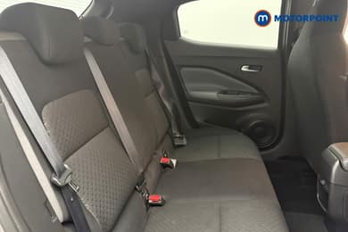 Nissan Juke N-Connecta Manual Petrol SUV - Stock Number (1678289) - 15th supplementary image