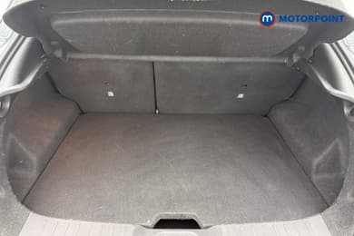 Nissan Juke N-Connecta Manual Petrol SUV - Stock Number (1678289) - 17th supplementary image