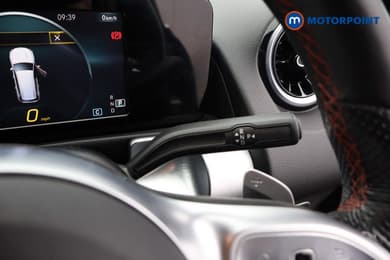 Mercedes-Benz GLB Amg Line Automatic Petrol SUV - Stock Number (1679106) - 9th supplementary image