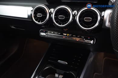 Mercedes-Benz GLB Amg Line Automatic Petrol SUV - Stock Number (1679106) - 12th supplementary image