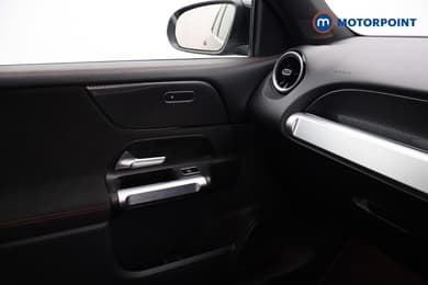Mercedes-Benz GLB Amg Line Automatic Petrol SUV - Stock Number (1679106) - 16th supplementary image