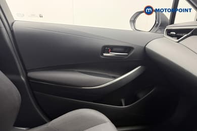 Toyota Corolla Icon Automatic Petrol-Electric Hybrid Hatchback - Stock Number (1679134) - 12th supplementary image