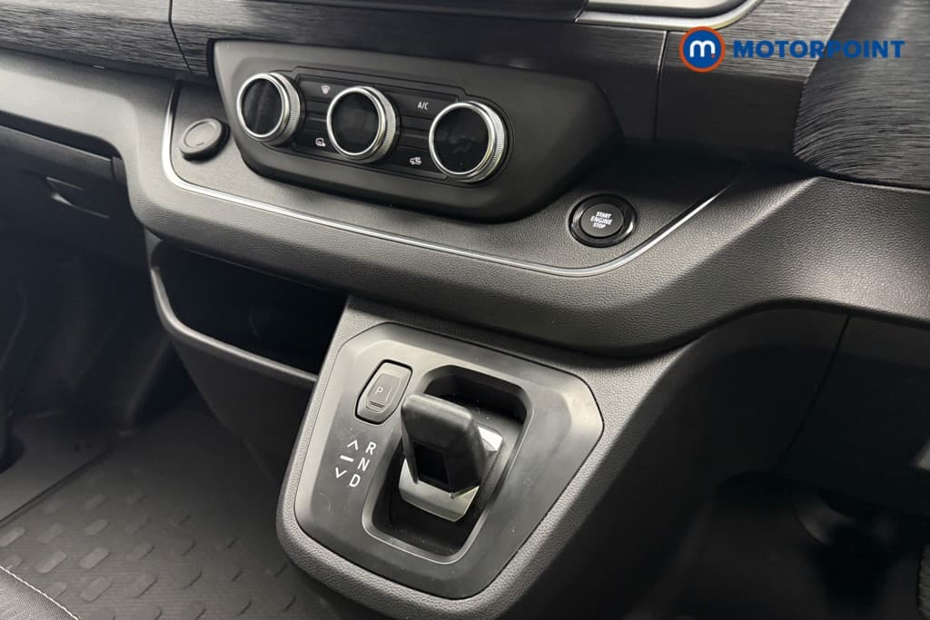 Renault Trafic Extra Sport Automatic Diesel Panel Van - Stock Number (1680819) - 8th supplementary image