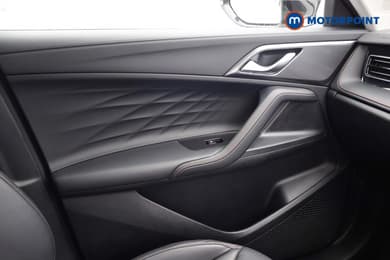 Mg Motor Uk HS Trophy Automatic Petrol-Electric Hybrid SUV - Stock Number (1682118) - 17th supplementary image