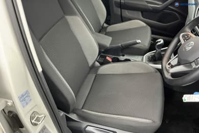 Volkswagen Polo Life Manual Petrol Hatchback - Stock Number (1682120) - 5th supplementary image