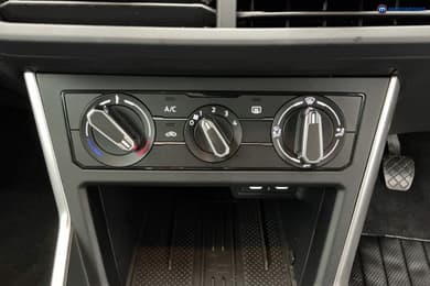 Volkswagen Polo Life Manual Petrol Hatchback - Stock Number (1682120) - 17th supplementary image