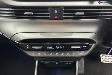 Hyundai Bayon Premium Automatic Petrol SUV - Stock Number (1682449) - 18th supplementary image