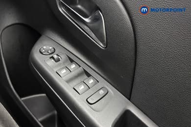 Vauxhall Corsa GS Manual Petrol Hatchback - Stock Number (1677792) - 17th supplementary image