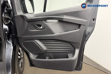 Renault Trafic Extra Sport Manual Diesel Panel Van - Stock Number (1679159) - 1st supplementary image