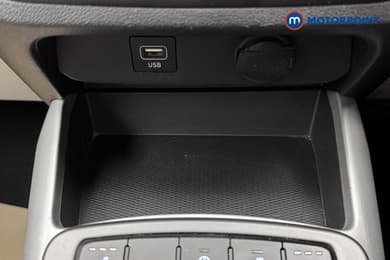 Hyundai I10 Premium Manual Petrol Hatchback - Stock Number (1679658) - 15th supplementary image
