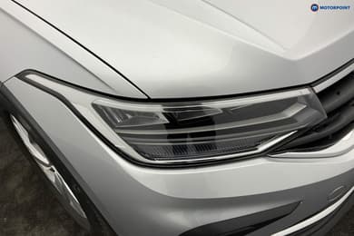 Volkswagen Tiguan Life Manual Petrol SUV - Stock Number (1680505) - 31st supplementary image