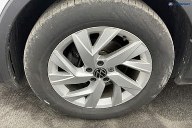 Volkswagen Tiguan Life Manual Petrol SUV - Stock Number (1680505) - 36th supplementary image
