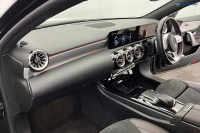 Mercedes-Benz A Class Amg Line Automatic Diesel Hatchback - Stock Number (1680517) - 9th supplementary image