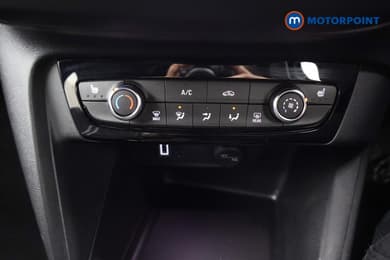 Vauxhall Corsa YES Manual Petrol Hatchback - Stock Number (1639855) - 8th supplementary image