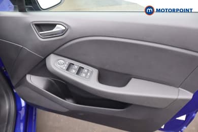 Renault Clio Evolution Manual Petrol Hatchback - Stock Number (1677819) - 13th supplementary image