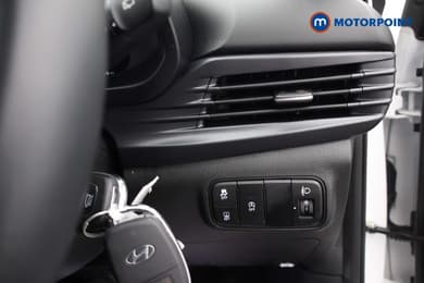 Hyundai I20 Advance Manual Petrol Hatchback - Stock Number (1679200) - 7th supplementary image