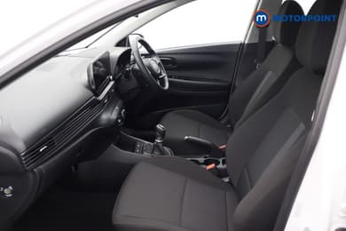 Hyundai I20 Advance Manual Petrol Hatchback - Stock Number (1679200) - 25th supplementary image