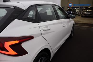 Hyundai I20 Advance Manual Petrol Hatchback - Stock Number (1679200) - 28th supplementary image