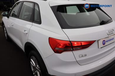 Audi Q3 Technik Automatic Petrol Plug-In Hybrid SUV - Stock Number (1679841) - 17th supplementary image