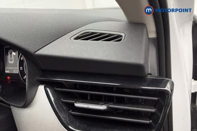 Skoda Kamiq Se Drive Automatic Petrol SUV - Stock Number (1681006) - 34th supplementary image