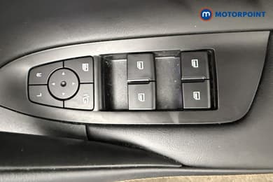 Mg Motor Uk HS Trophy Automatic Petrol-Electric Hybrid SUV - Stock Number (1683430) - 3rd supplementary image
