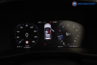Volvo Xc40 Momentum Manual Petrol SUV - Stock Number (1684723) - 5th supplementary image