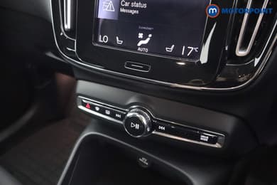 Volvo Xc40 Momentum Manual Petrol SUV - Stock Number (1684723) - 11th supplementary image